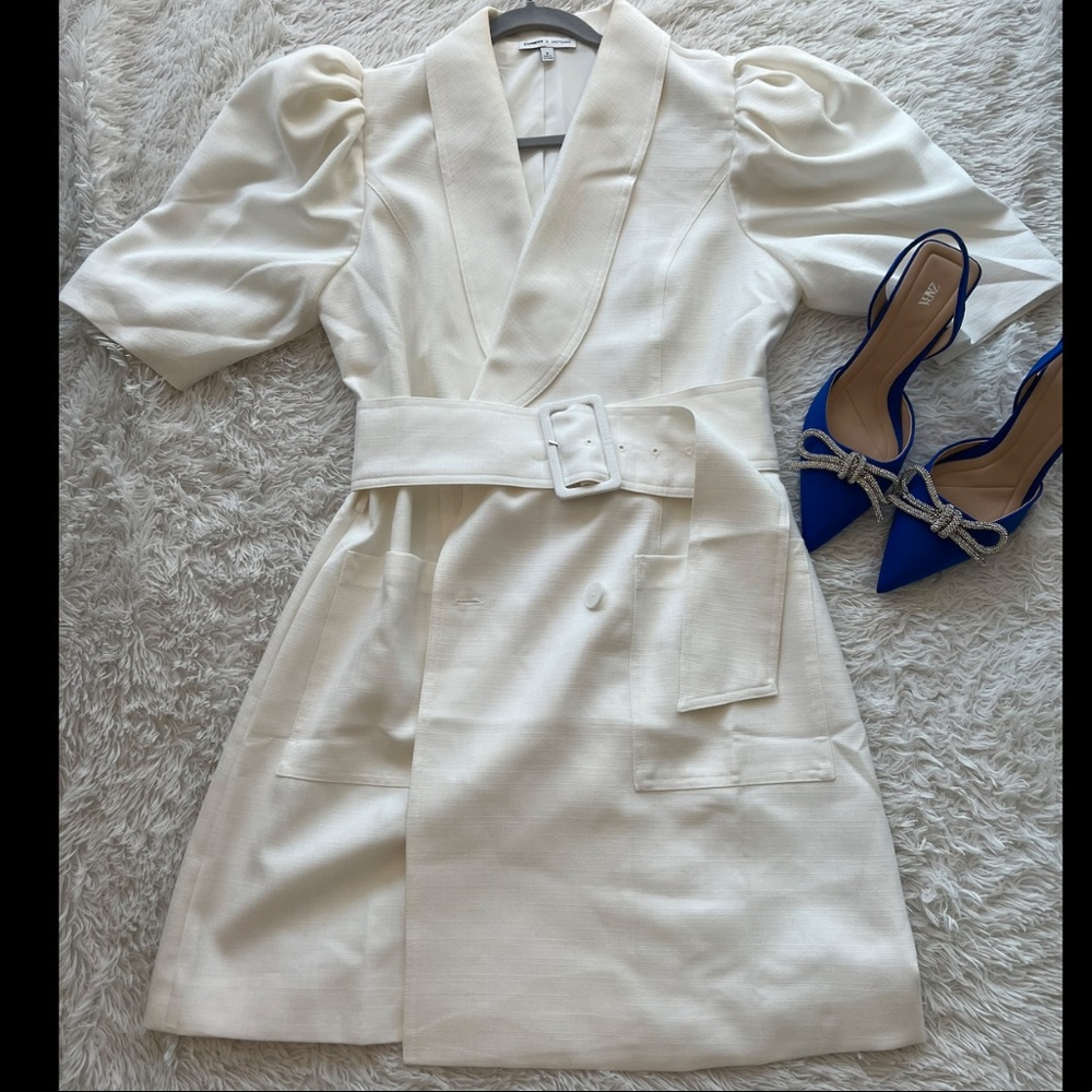 EXPRESS- white blazer dress with belt with puff shoulder size M